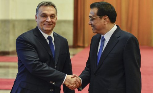 Orbán Viktor magyar miniszterelnök, Li Ko-csiang kínai miniszterelnök
