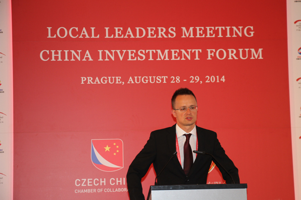Szijjártó Péter külügyminiszter-helyettes, Kínai Befektetési Fórum