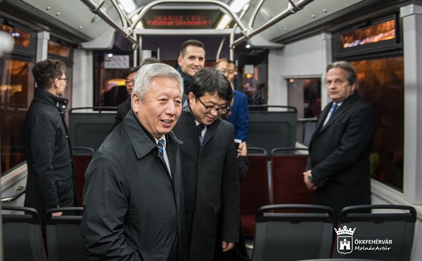 Kínai-magyar együttműködésben valósult meg elektromos busz