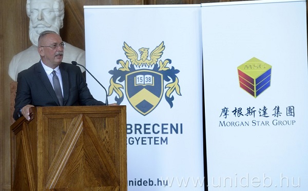 Kínai céggel kötött stratégiai megállapodást a Debreceni Egyetem