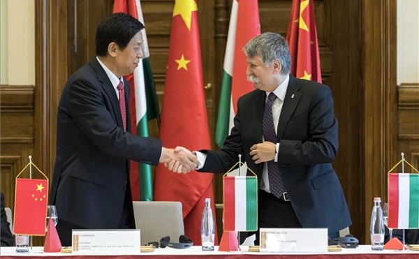 Együttműködési megállapodást írt alá a Kínai Társadalomtudományi Akadémia és az NKE 