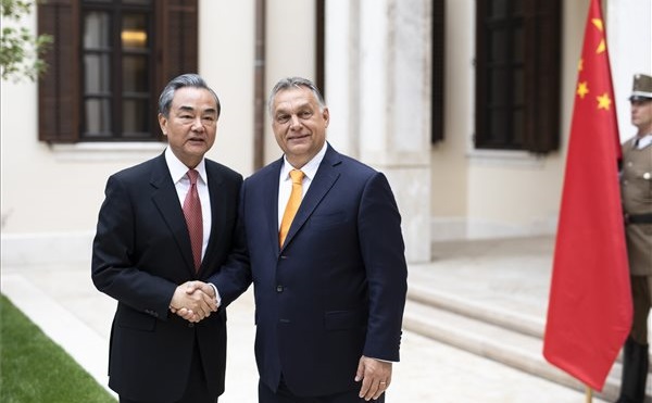 Orbán: jelentős esemény a magyar-kínai diplomáciai kapcsolatok 70. évfordulója