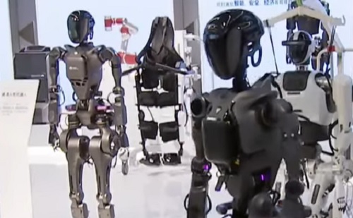 Humanoid robot-tömeggyártásba kezdene 2025-ig Kína
