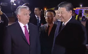 Hazánkba érkezett a kínai elnök