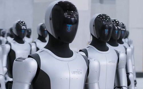A világ első tömeges humanoid robot-szállítását vitte véghez a kínai cég