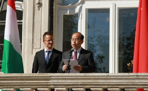 Szijjártó Péter részt vett a Kínai Nagykövetség államalapítást ünneplő rendezvényén